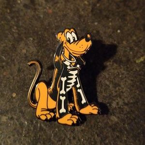 Disney Parks Fab 5 Halloween Pluto Pin